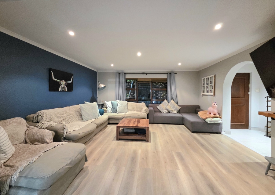 4 Bedroom Property for Sale in Eversdal Western Cape